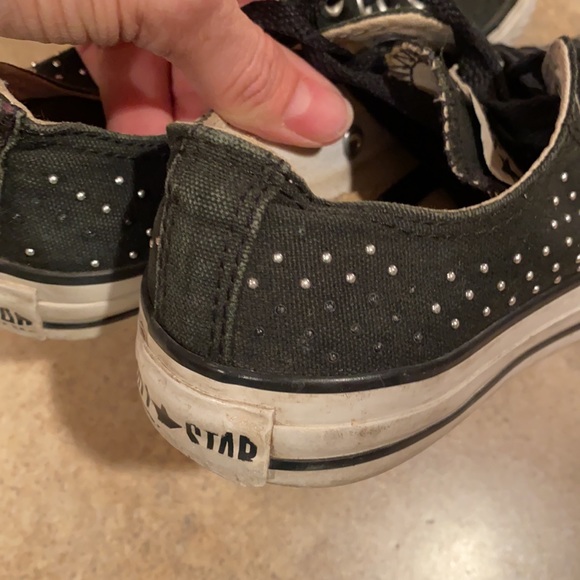 Women’s Converse shoes size 6 - Picture 9 of 10